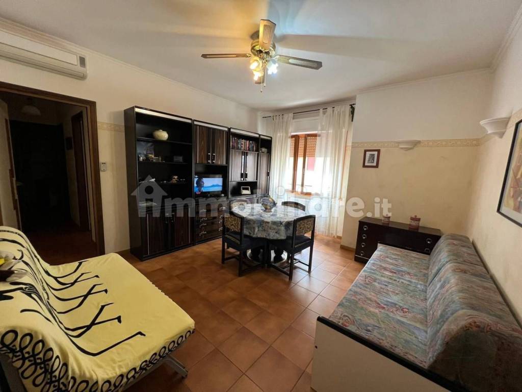 casa indipendente in vendita a Marnate in zona Nizzolina