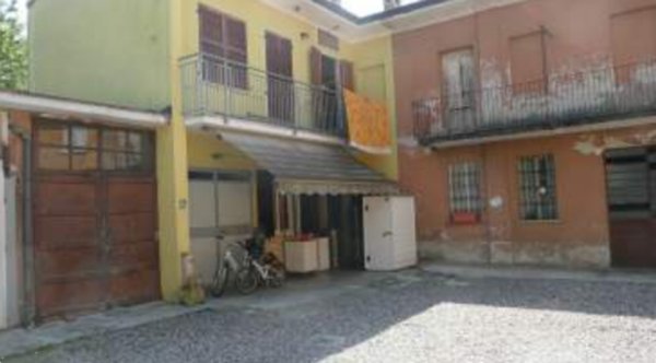 appartamento in vendita a Marnate