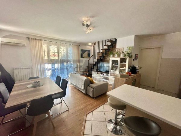 appartamento in vendita a Marnate