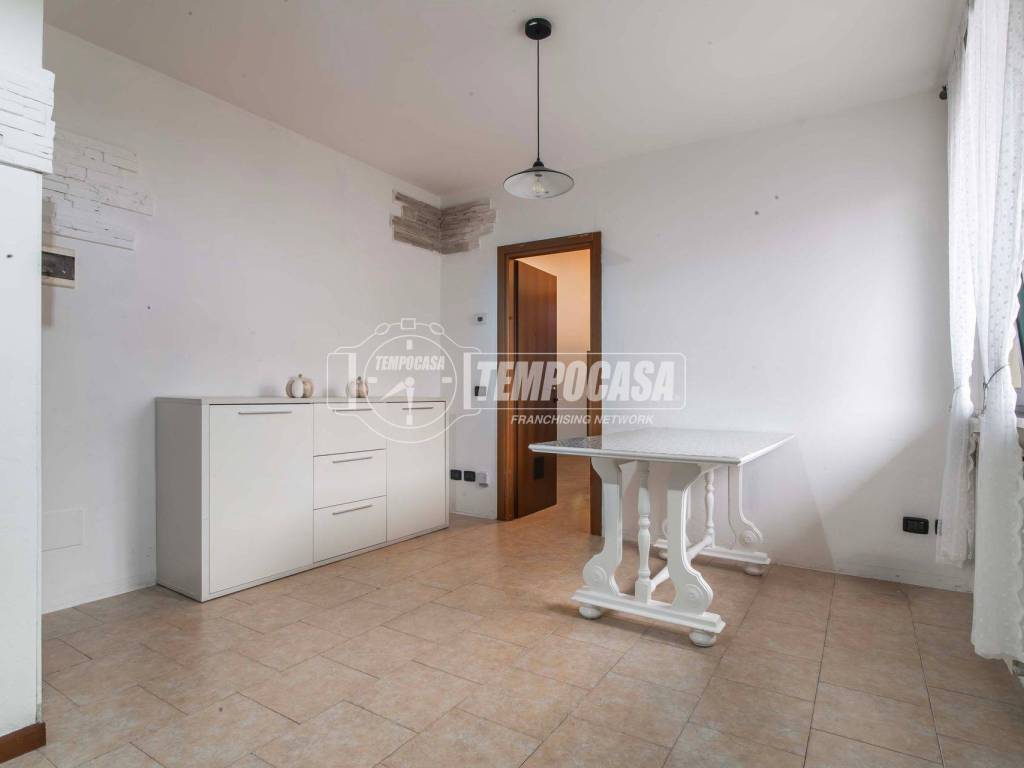 appartamento in vendita a Marnate