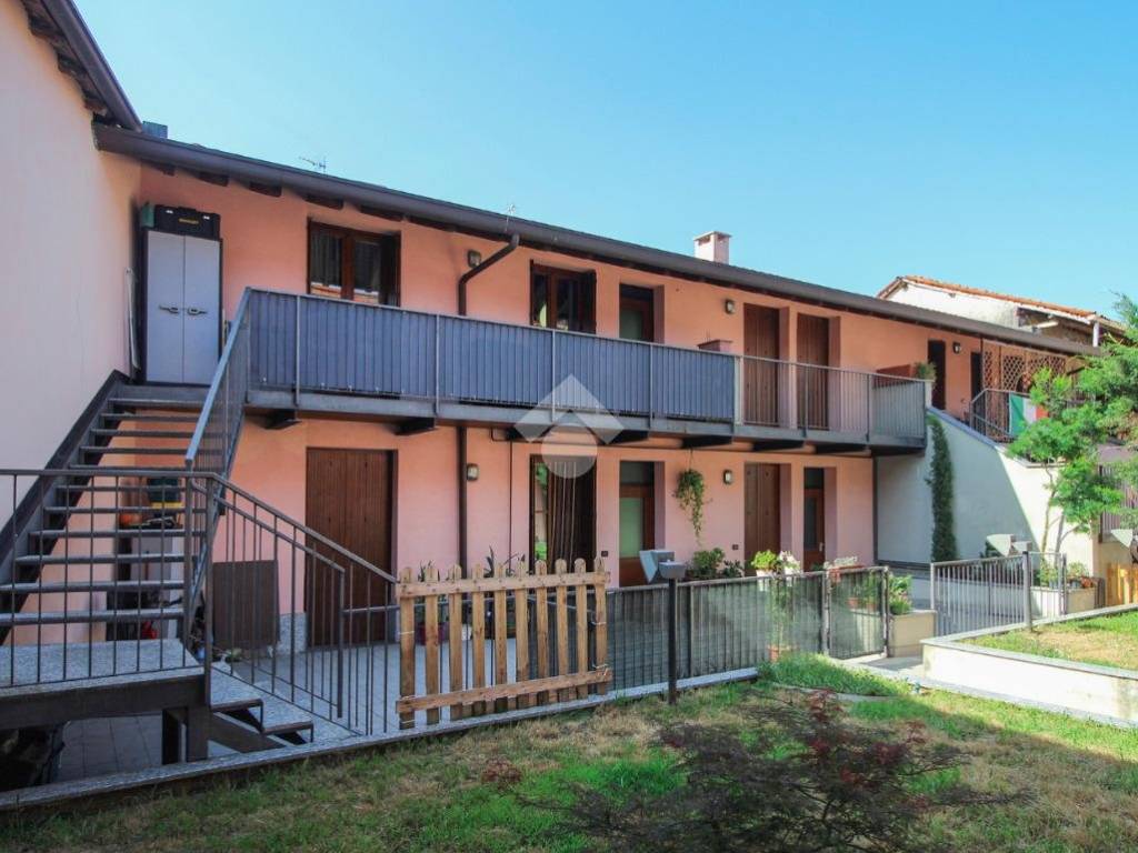 appartamento in vendita a Marnate