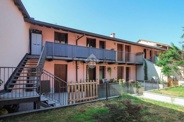 appartamento in vendita a Marnate