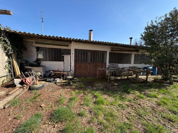 locale di sgombero in vendita a Marnate