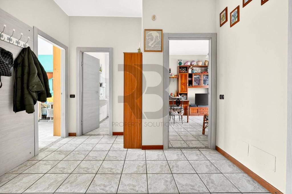 appartamento in vendita a Marnate