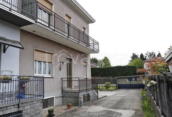 casa indipendente in vendita a Marnate