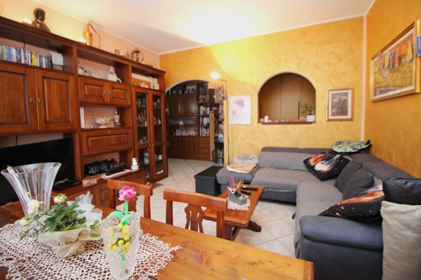 appartamento in vendita a Marnate