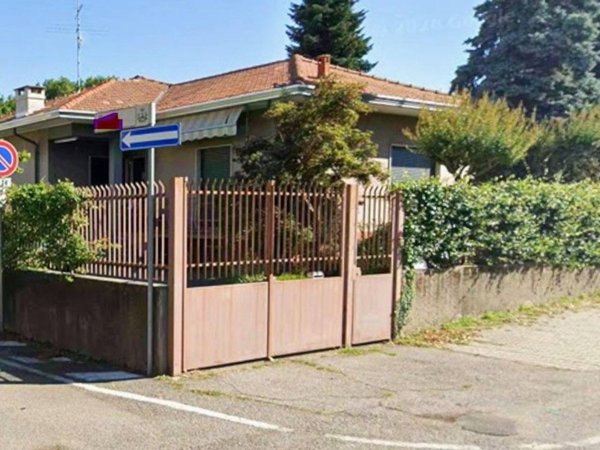 casa indipendente in vendita a Marnate