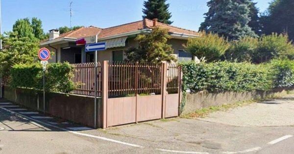casa indipendente in vendita a Marnate in zona Nizzolina
