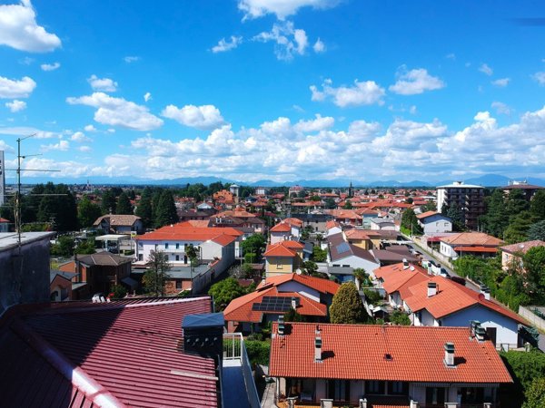 appartamento in vendita a Marnate