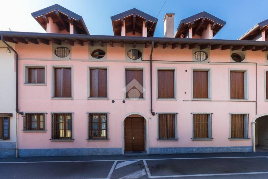 appartamento in vendita a Marnate