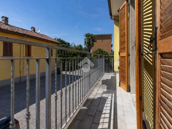casa indipendente in vendita a Marnate