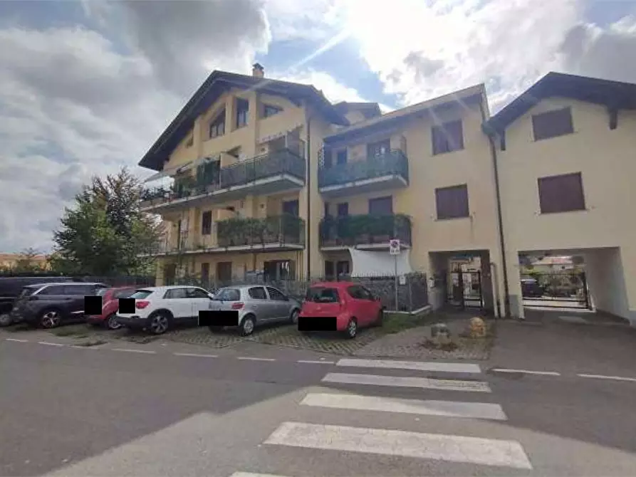 appartamento in vendita a Marnate in zona Nizzolina