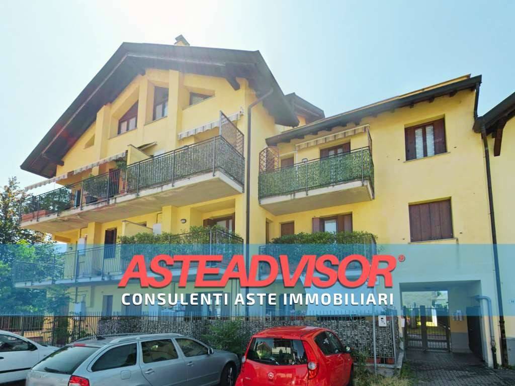 appartamento in vendita a Marnate in zona Nizzolina