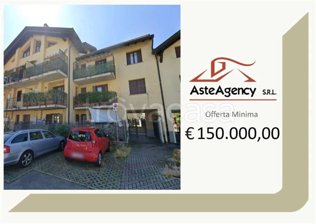 appartamento in vendita a Marnate in zona Nizzolina