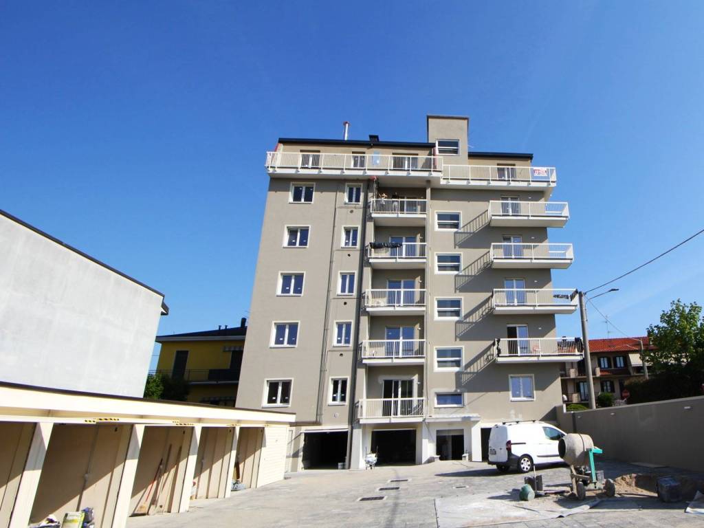 appartamento in vendita a Marnate in zona Nizzolina