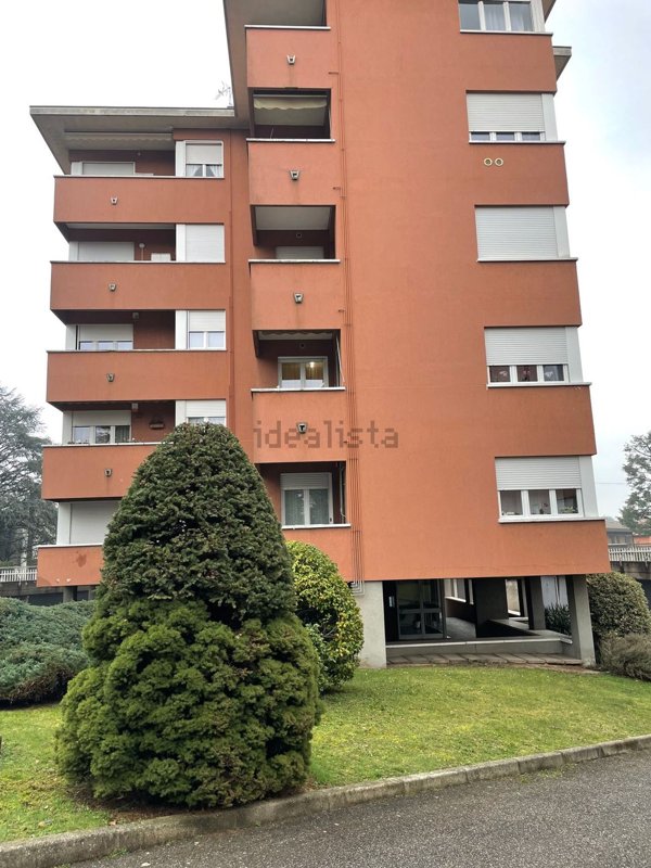 appartamento in vendita a Marnate in zona Nizzolina