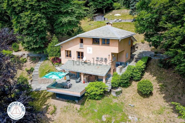 casa indipendente in vendita a Marzio