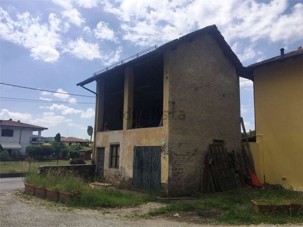 appartamento in vendita a Mercallo