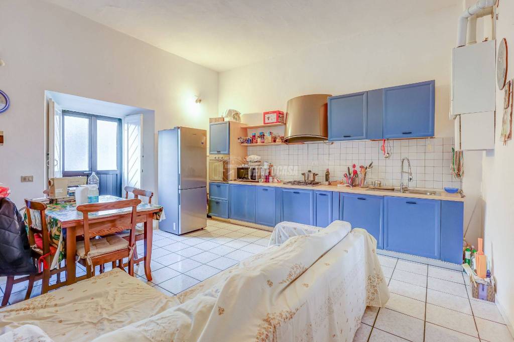 appartamento in vendita a Mercallo