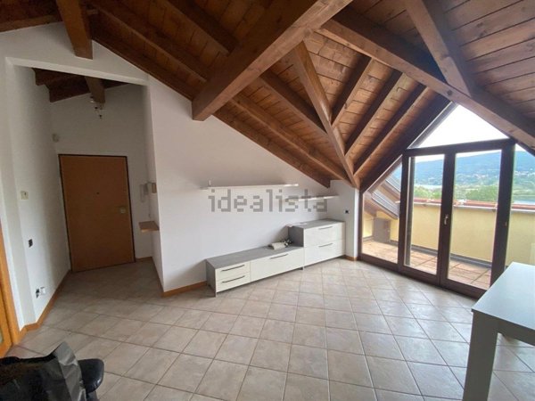 appartamento in vendita a Mercallo