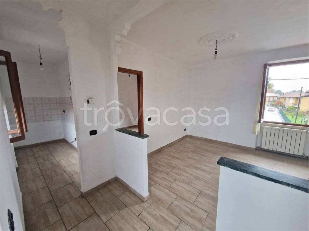 appartamento in vendita a Mercallo