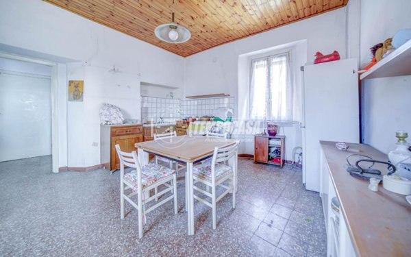 appartamento in vendita a Mercallo