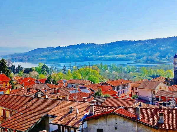 appartamento in vendita a Mercallo