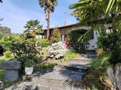 monolocale in vendita a Mercallo