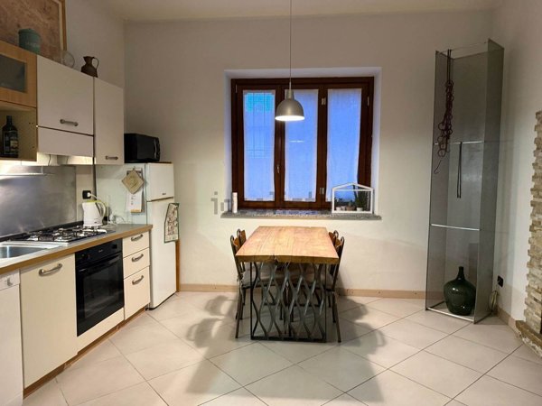 appartamento in vendita a Mercallo