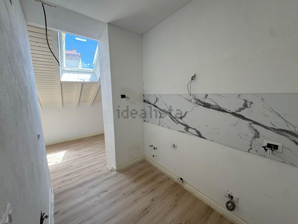 appartamento in vendita a Mercallo