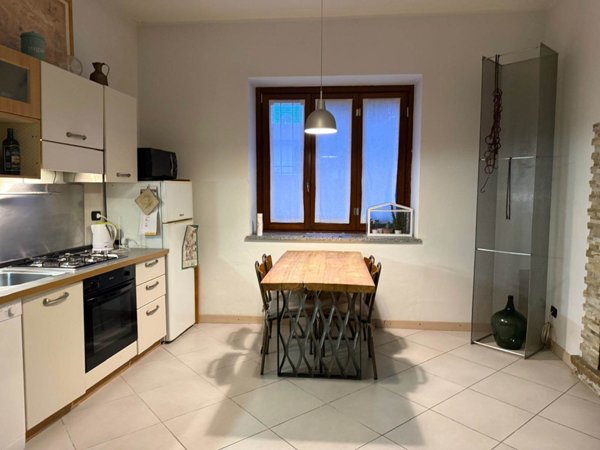 appartamento in vendita a Mercallo