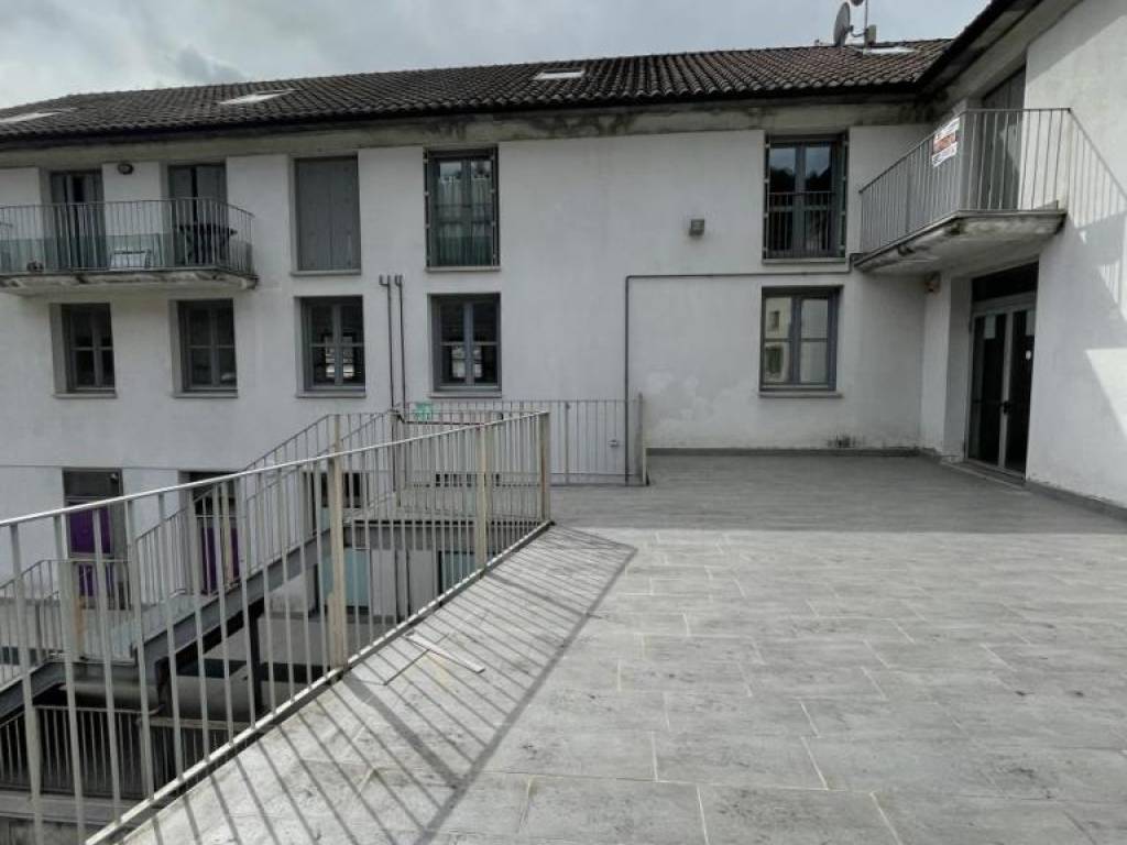 negozio in vendita a Mesenzana