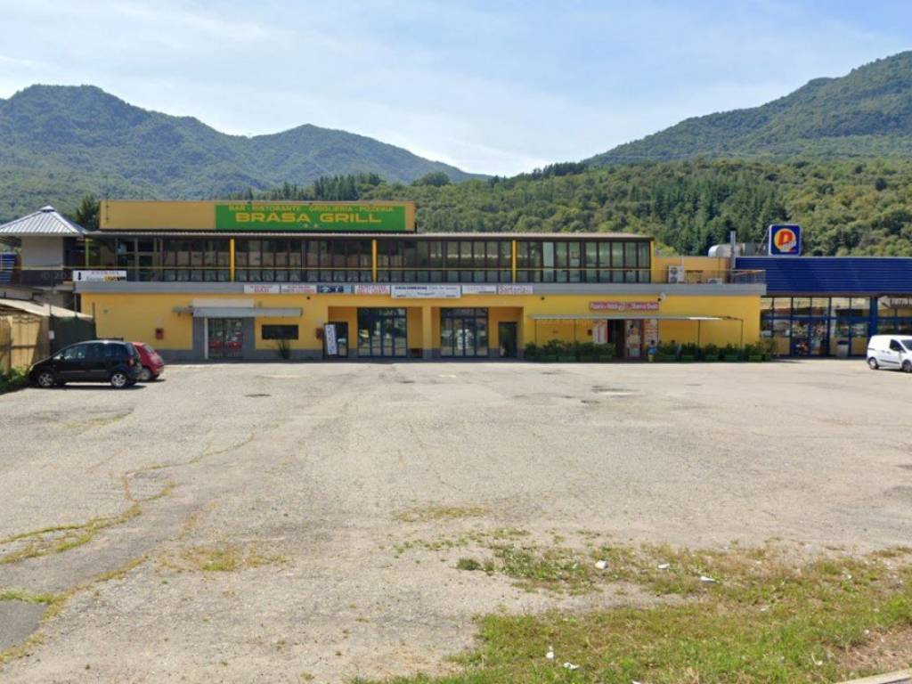 negozio in vendita a Mesenzana
