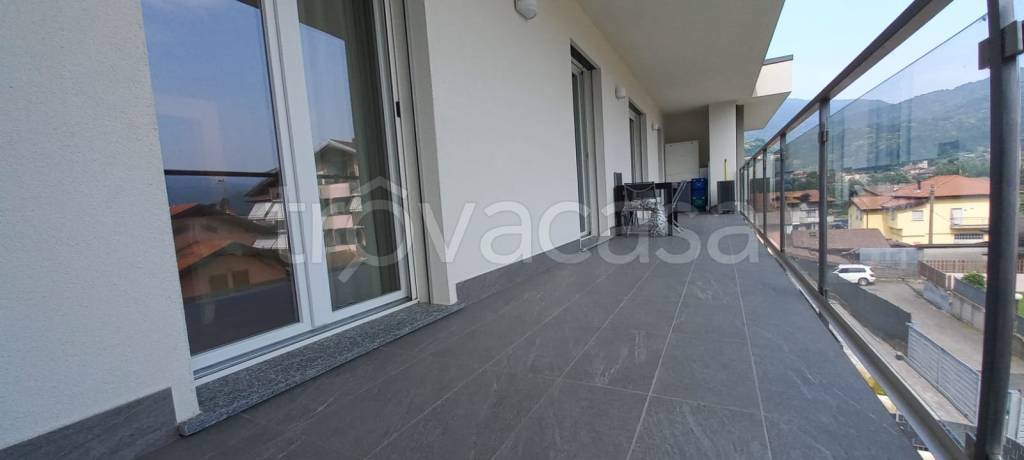 appartamento in vendita a Mesenzana in zona Pezza