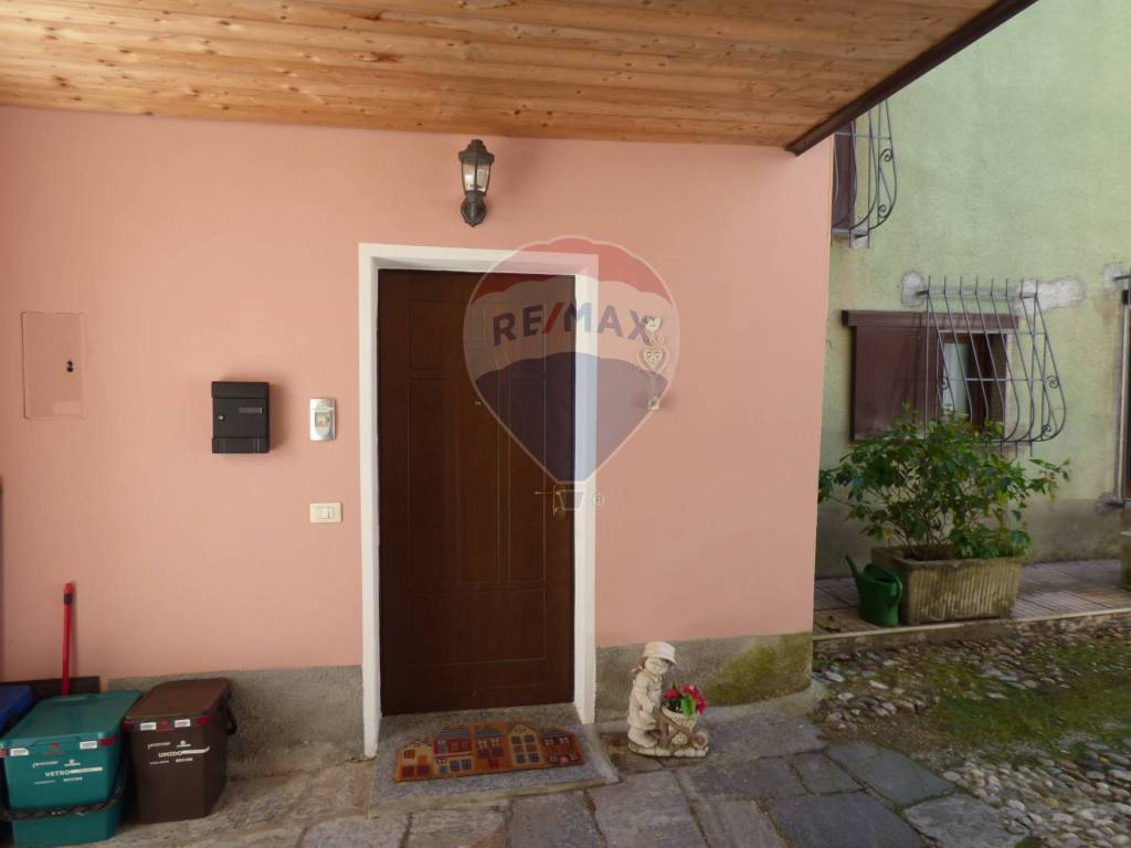 appartamento in vendita a Mesenzana