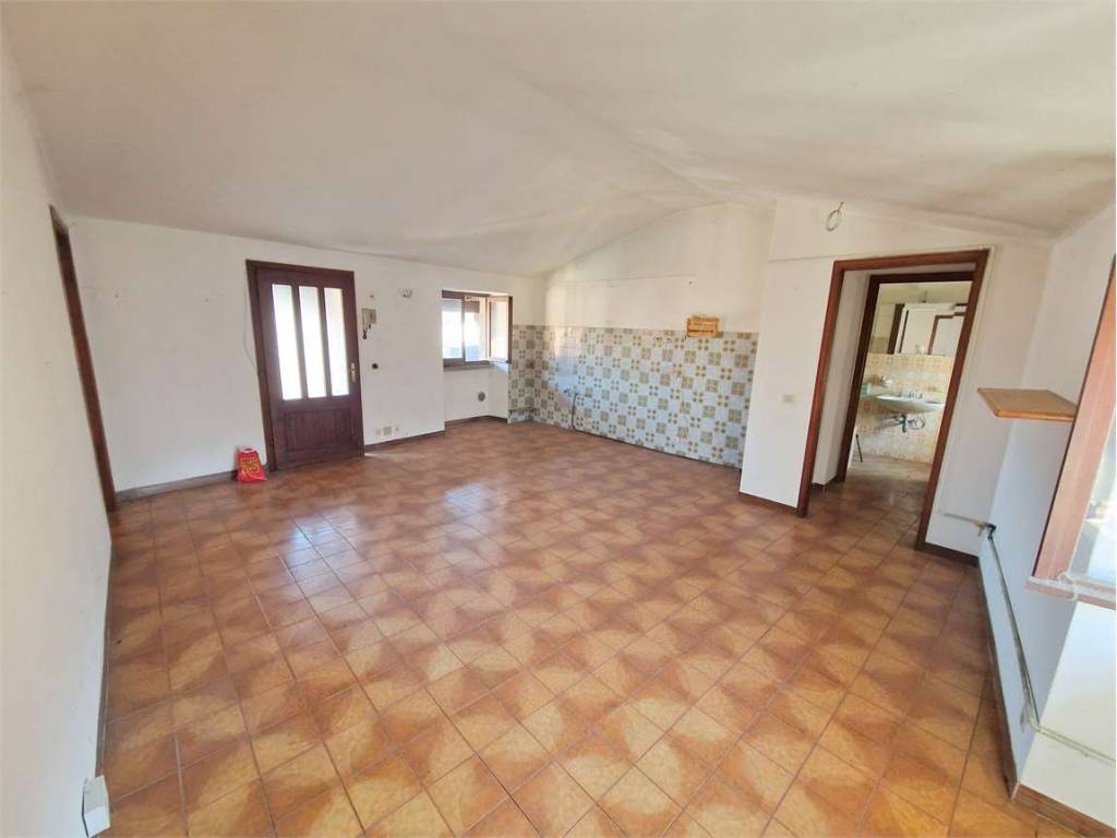 appartamento in vendita a Mesenzana