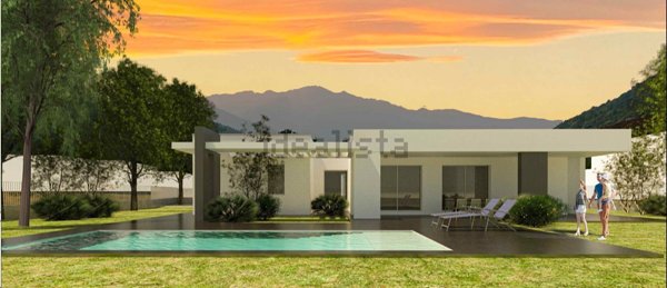 casa indipendente in vendita a Mesenzana