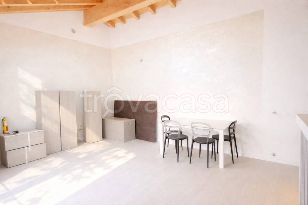 appartamento in vendita a Mesenzana