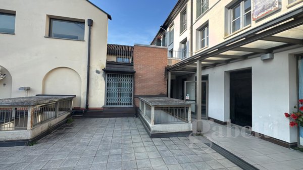 negozio in vendita a Mesenzana