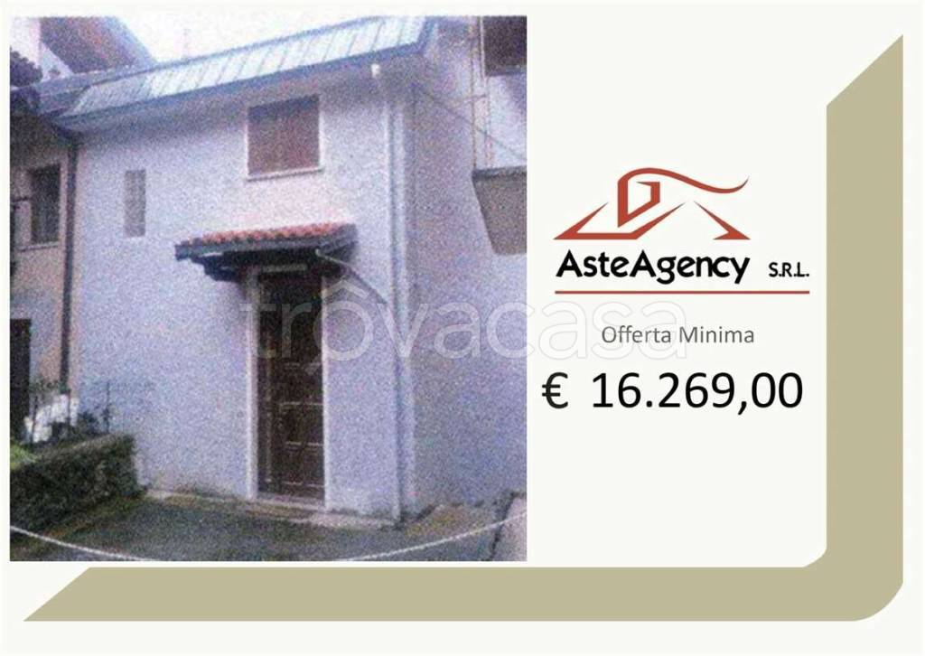 casa indipendente in vendita a Mesenzana in zona Mirandola