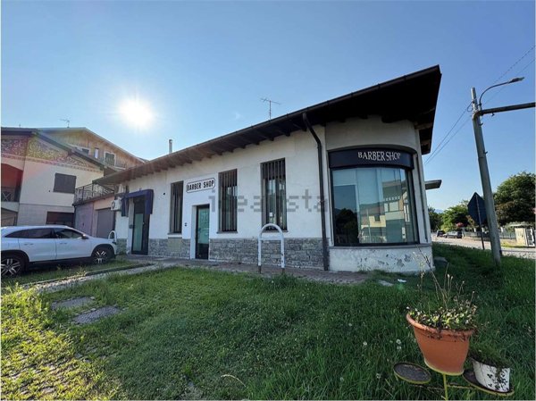 ufficio in vendita a Mesenzana