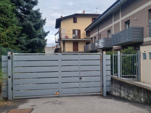 appartamento in vendita a Mesenzana in zona Pezza