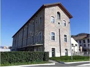 appartamento in vendita a Mesenzana in zona Pezza
