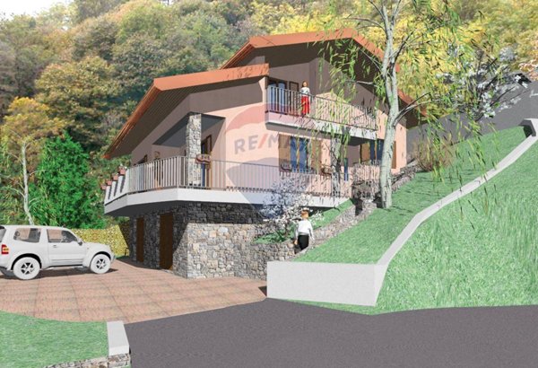 casa indipendente in vendita a Montegrino Valtravaglia