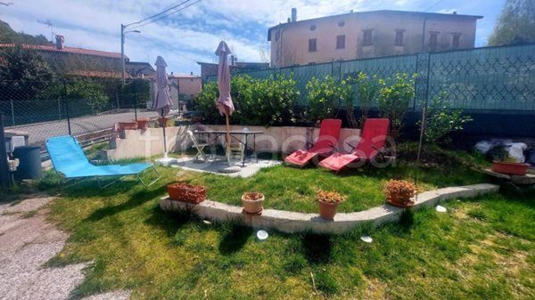 casa indipendente in vendita a Montegrino Valtravaglia