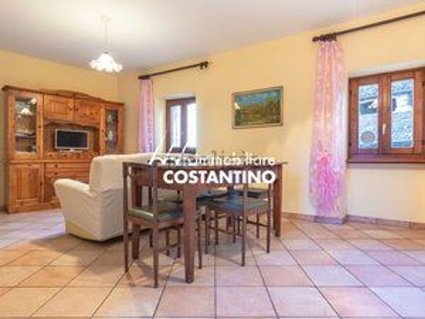 appartamento in vendita a Montegrino Valtravaglia