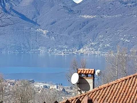 casa indipendente in vendita a Montegrino Valtravaglia in zona Cucco