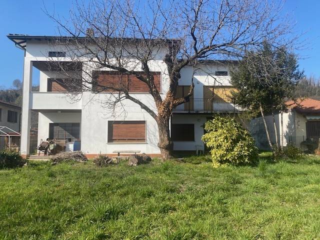 casa indipendente in vendita a Monvalle
