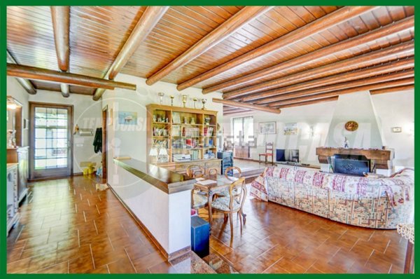 casa indipendente in vendita a Monvalle