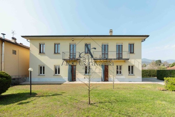 appartamento in vendita a Monvalle